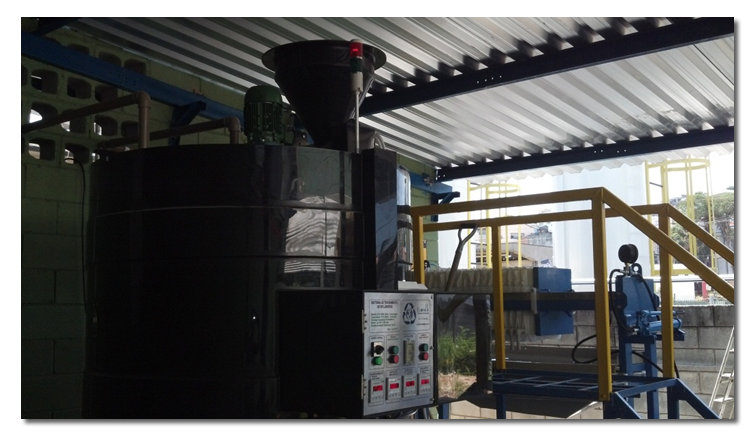 Estação ETA / F - Batelada, Automática c/ Filtro Prensa